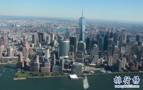 美国城市面积排行榜:纽约8683km²居首,42城面超1000km²